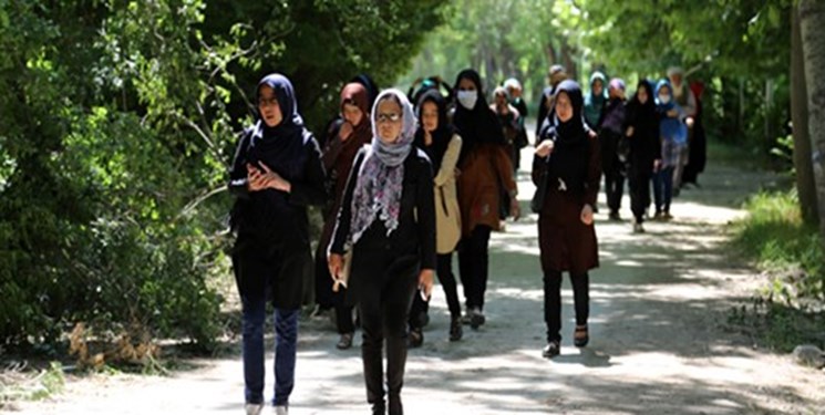 رئیس دانشگاه کابل: زنان تا فراهم شدن شرایط در خانه بمانند