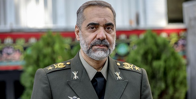 راهبرد قطعی وزارت دفاع تعامل همه جانبه و هم افزا با تمامی سازمان های نیروهای مسلح است