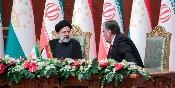 ضیافت نهار رئیس‌جمهور تاجیکستان به افتخار آیت‌الله رئیسی
