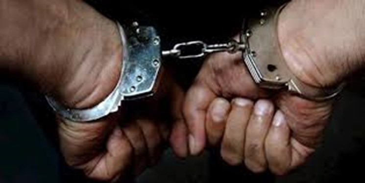 فروش شوکر، دستبند و گاز اشک آور درفضای مجازی!/ فروشنده دستگیرشد