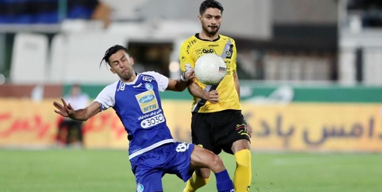 مدافع سپاهان راهی گل گهر شد +عکس