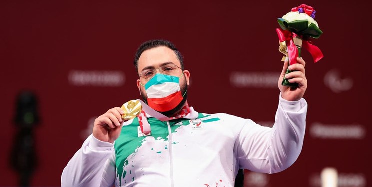 ناگفته های پاراوزنه بردار طلایی از مصدومیت شدیدش و خاطره جالب با سیامند رحمان