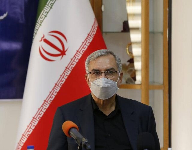وزیر بهداشت از بیمارستان افضلی پور کرمان بازدید کرد