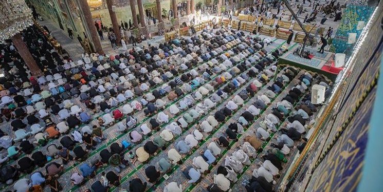 اقامه نماز جماعت در اعتاب مقدسه عراق از سر گرفته شد+عکس و فیلم