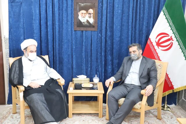 تاکید نماینده ولی فقیه در استان بر فعال تر شدن کانون‌های مساجد اهل سنت