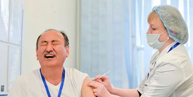 تلاش دولت قرقیزستان برای تشویق مردم به تزریق واکسن کرونا
