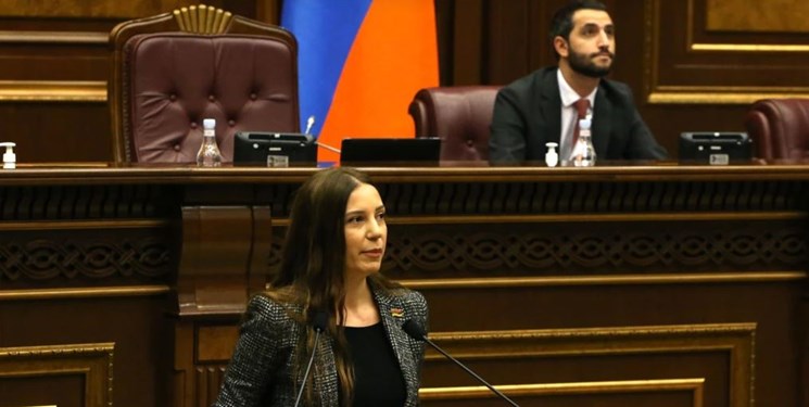 درخواست نمایندگان پارلمان ارمنستان برای نشست ویژه درباره اقدام باکو علیه کامیون‌های ایرانی