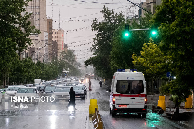 رگبار باران در نقاط مختلف کشور رگبار باران در نقاط مختلف کشور