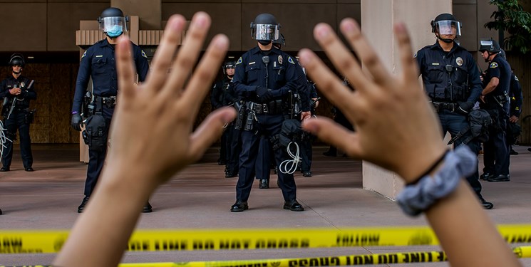سانسور بیش از نیمی از قتل‌های انجام شده به دست پلیس آمریکا