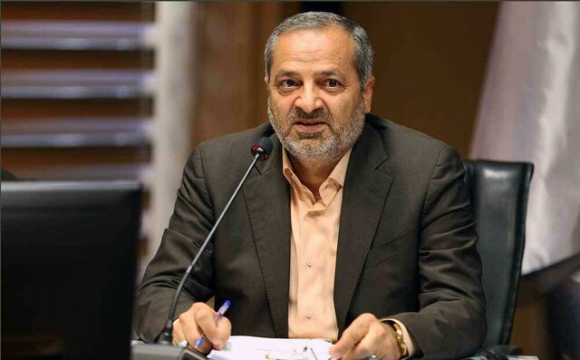 لزوم استفاده از ظرفیت کتب درسی برای زنده نگه داشتن یاد شهدا