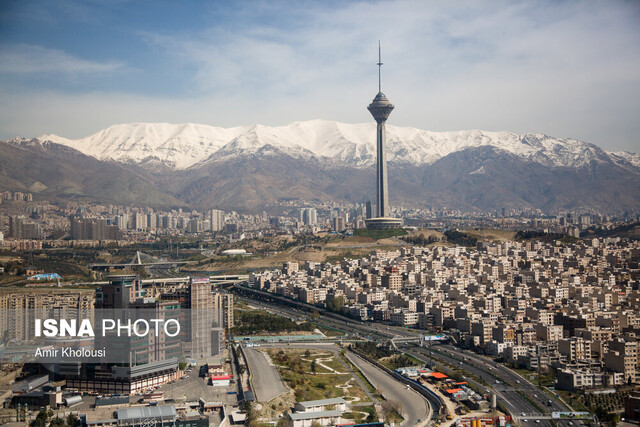 واگذاری امور گردشگری برج میلاد به بخش خصوصی/آغاز اجرای پروژه راهنمایی گردشگران