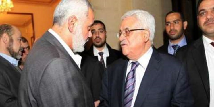 چراغ سبز محمود عباس برای آشتی با حماس