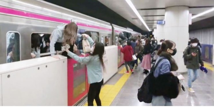 ۱۵ زخمی در حمله با سلاح سرد در متروی «توکیو»+فیلم