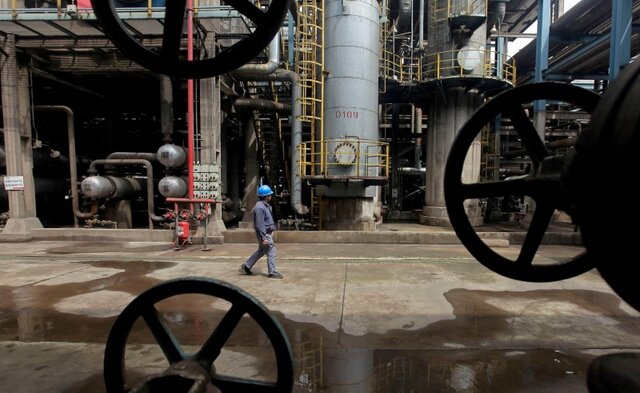 انتظار افزایش عرضه نفت تقاضا را کاهش داد