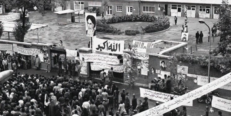 تصاویر منتشرنشده و دیدنی از ۴۴۴ روز خشم انقلابی ملت ایران علیه استکبار