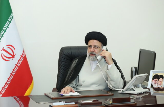 تماس تلفنی رئیسجمهور برای پیگیری مشکل سیلاب در آذربایجان غربی تماس تلفنی رئیسجمهور برای پیگیری مشکل سیلاب در آذربایجان غربی