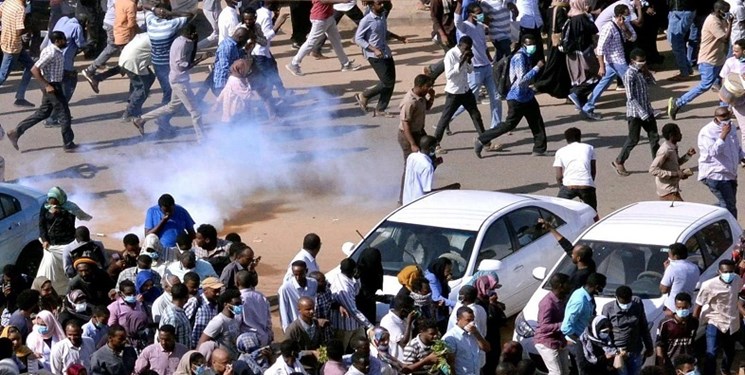 توافق برای انتخابات سودان؛ اعتراضات خیابانی ادامه دارد توافق برای انتخابات سودان؛ اعتراضات خیابانی ادامه دارد