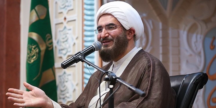 رئیس شورای سیاست گذاری ائمه جمعه: رسالت بسیار بزرگی در گام دوم انقلاب بر عهده علمای دین است