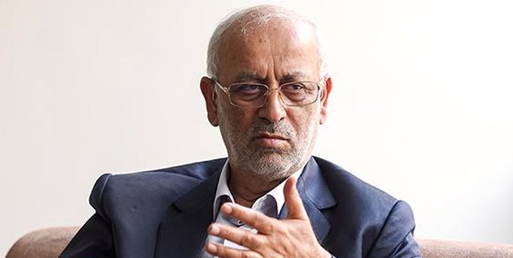 رئیس کمیسیون صنایع مجلس: واردات خودروی دست دوم به کشور توهین به مردم است