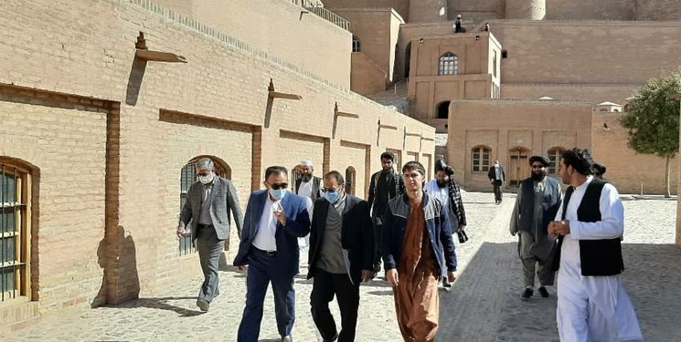 پایان سفر استاندار خراسان رضوی به افغانستان/ توافق برای ایجاد تسهیلات در زمینههای مختلف اقتصادی پایان سفر استاندار خراسان رضوی به افغانستان/ توافق برای ایجاد تسهیلات در زمینههای مختلف اقتصادی