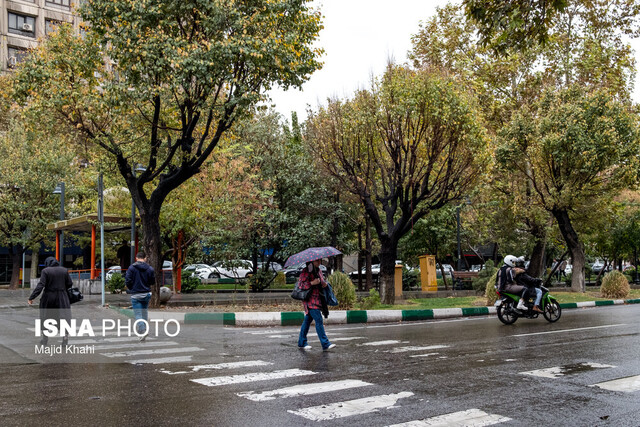 کاهش دما و بارش باران و برف در تهران کاهش دما و بارش باران و برف در تهران
