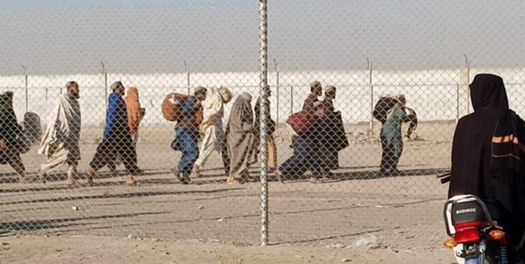 گذرگاه مرزی چمن میان افغانستان و پاکستان بازگشایی شد گذرگاه مرزی چمن میان افغانستان و پاکستان بازگشایی شد