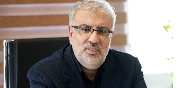 ۱۰ لیتر سهمیه جبرانی بنزین واریز می‌شود/ وزارت نفت صادرات نفت را معطل مذاکره نمی‌کند