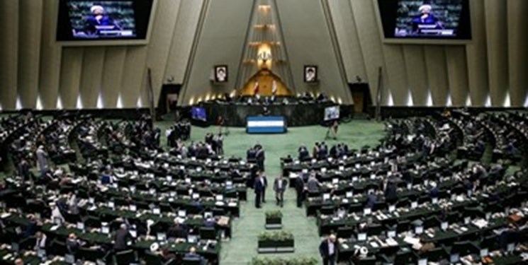 دستور کار کمیسیون‌های مجلس/ دیدار نمایندگان با وزیر خارجه و بررسی تخلفات روحانی و زنگنه در انعقاد قرارداد کرسنت