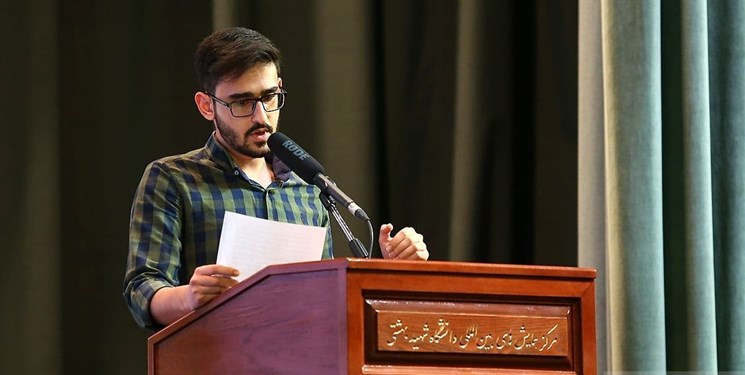 نماینده جنبش عدالتخواه: مجلس قانون خودش برای لغو  تحریم‌ها را زیر پا گذاشت