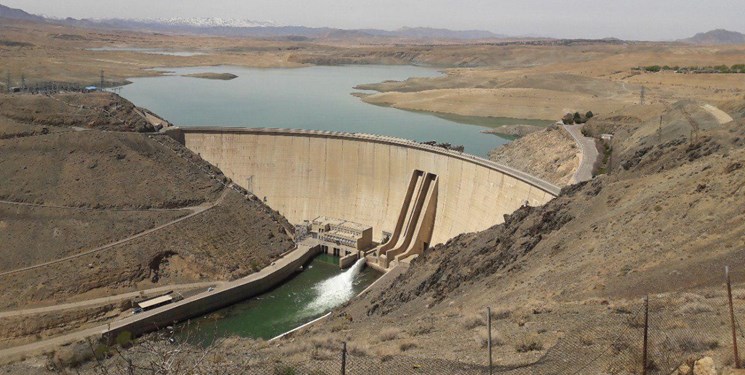 نماینده مجلس: محیط زیست را در ۵۰ سال گذشته فدای توسعه کرده‌ایم