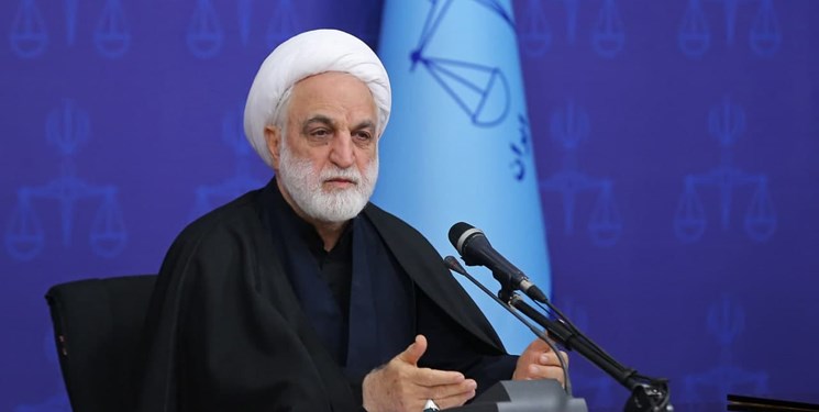 ۴ دستور رئیس قوه قضائیه در خصوص رعایت حقوق متهمین/ هیچ متهمی نباید تحقیر شود ۴ دستور رئیس قوه قضائیه در خصوص رعایت حقوق متهمین/ هیچ متهمی نباید تحقیر شود
