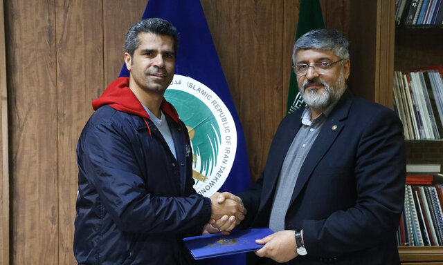 ساعی همچنان منتظر دریافت حکم ریاست بر فدراسیون تکواندو