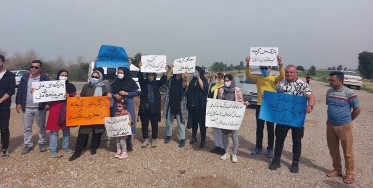 اعتراض خوزستانی ها به تخریب زیستگاه گوزن زرد/ ایرانشهری ها چشمه آبگرم بزمان را پاکسازی کردند اعتراض خوزستانی ها به تخریب زیستگاه گوزن زرد/ ایرانشهری ها چشمه آبگرم بزمان را پاکسازی کردند