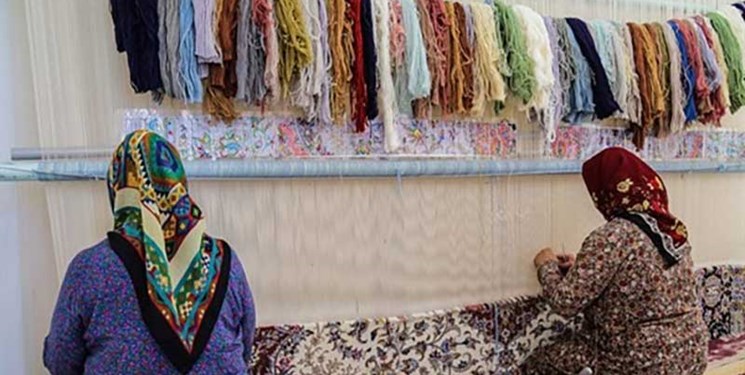طلبه دهه هفتادی که به داد حاشیه‌نشینان بیرجند رسید +عکس