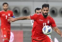 حاشیه بازی ایران و لبنان| دست بوسی کنعانی زادگان از اسکوچیچ/ درگیری جهانبخش با مدافع لبنان+ عکس