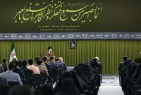 نماینده جامعه اسلامی دانشجویان در محضر رهبر انقلاب: راه‌ حل مشکلات تغییر نرم‌افزار اداره کشوراست