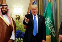 گاردین خبر داد؛ قمار بن سلمان روی «بازگشت ترامپ»