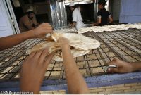 آرد نان سنتی همچنان با یارانه عرضه می‌شود / تخصیص سهمیه مازاد روغن برای خوزستان
