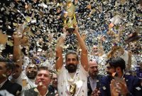اهدای جام قهرمانی پیکان به موزه آستان قدس رضوی اهدای جام قهرمانی پیکان به موزه آستان قدس رضوی