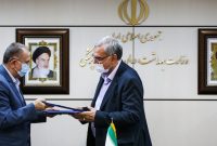 تامین سالانه ۲۰۰ میلیارد تومان داروی سرطان توسط ستاد اجرایی فرمان امام/ امضای تفاهمنامه با وزارت بهداشت تامین سالانه ۲۰۰ میلیارد تومان داروی سرطان توسط ستاد اجرایی فرمان امام/ امضای تفاهمنامه با وزارت بهداشت