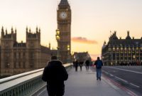 تمایل چشمگیر انگلیسی‌ها به مهاجرت به دلیل افزایش مالیات و تورم