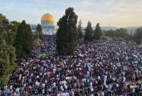 حال و هوای عید فطر در فلسطین؛ مسجدالاقصی میزبان ۲۰۰ هزار نمازگزار