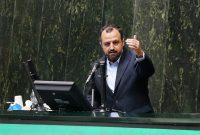 خاندوزی: با اصلاح ساختار، قیمت نان برای مصرف‌کنندگان عادی تفاوتی نمی‌کند