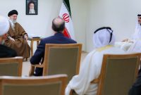 رهبر معظم انقلاب در دیدار امیر قطر:توقع از جهان عرب ورود صریح به میدان عمل سیاسی در مقابل جنایات رژیم اشغالگر است