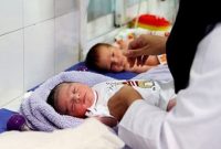 شناسایی بیش از هزار زوج نابارور از سوی بنیاد ۱۵ خرداد/  خانواده‌ها تسهیلات رایگان می‌گیرند