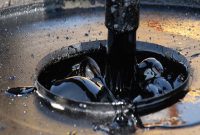 طرح تمدید زمان تحویل قیر سال ۱۴۰۰ مغایر قانون اساسی شناخته شد
