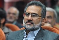 حسینی: راه سرخ شهیدان، راه عزت و سرافرازی است