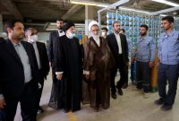 رئیسی از بزرگترین کارخانه تولید پارچه چادر مشکی کشور بازدید کرد
