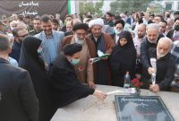مزار شهدای ۱۵ خرداد در تهران گلباران شد