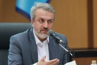 وزارت صمت ۲۵ درصد اقتصاد را مدیریت می‌کند/ با نگاه طبیبانه به خودروسازی نگاه کنیم